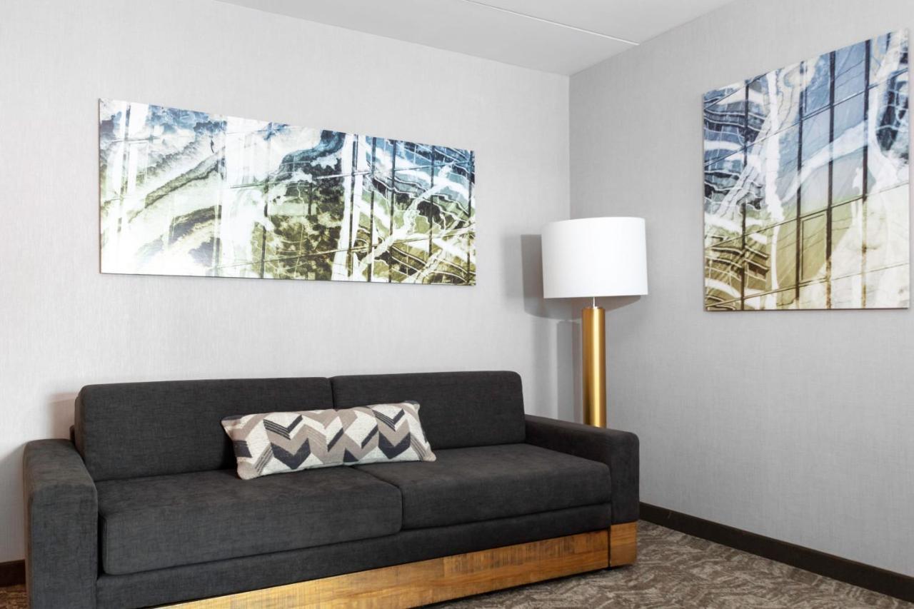 Hotel Springhill By Marriott View Durham